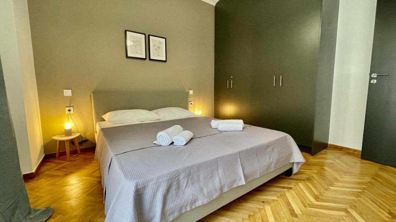 Gorgeous Renovated Apt. Close To Metro And Cultural Sites! Athens Luaran gambar