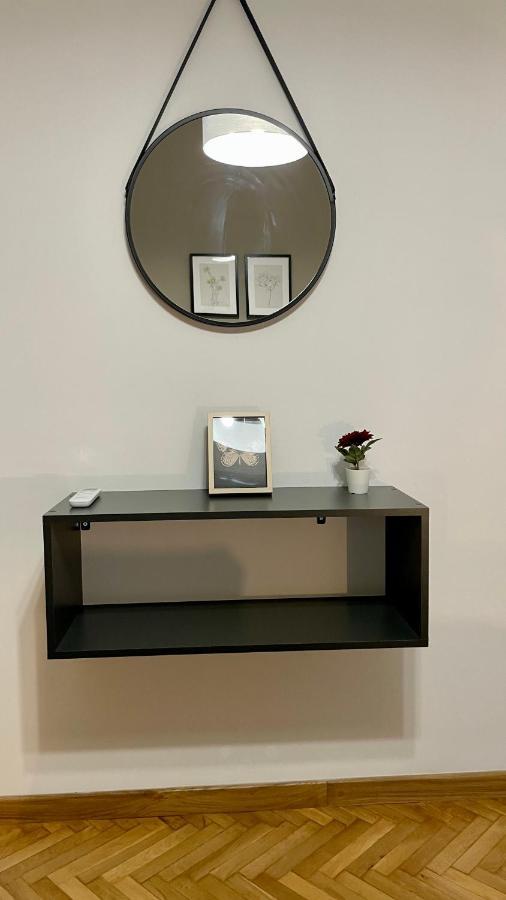 Gorgeous Renovated Apt. Close To Metro And Cultural Sites! Athens Luaran gambar